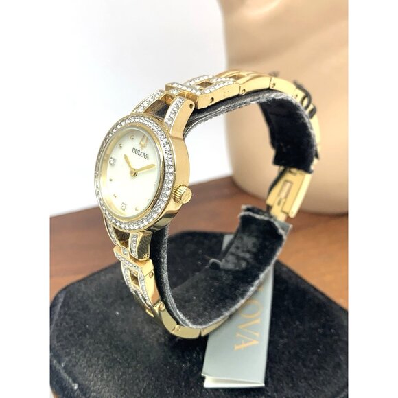 Bulova Women's Watch 98L325 Mother of Pearl Dial Gemmed Gold Steel 25mm - Picture 2 of 14